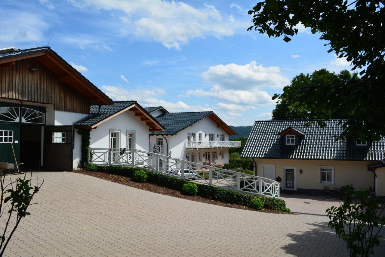 Reiterhof Und Pension Eichenhof Haiger Dış mekan fotoğraf